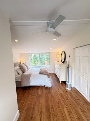 Room - Private, Tropical Home with Pool, blocks from Atlantic Ave Delray Beach FL (Delray Beach)