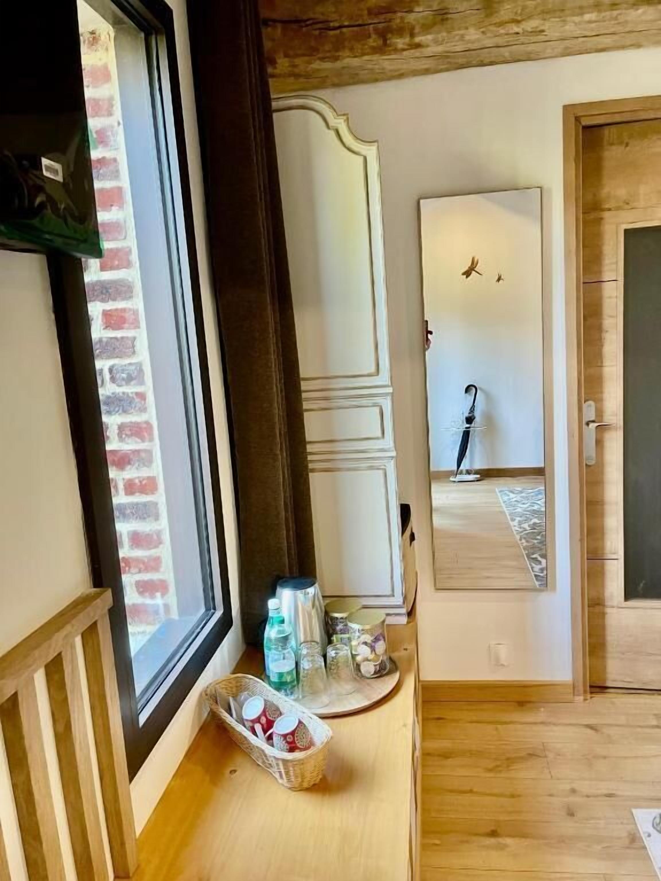 Deluxe Double Room, Garden View | Interior