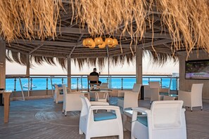 Property grounds - Fabulous 2-bedroom hotel suites with AC in Red Sea Governorate (Red Sea Governorate)