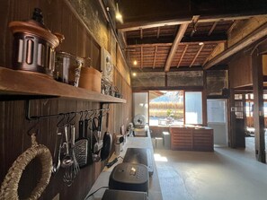 Interior - Kominka Sent (Otoyo)