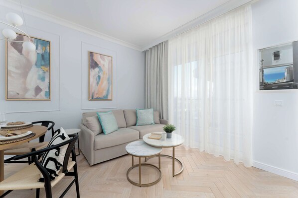 Living area - Ku Morzu 1D Sianozety | Modern Apartment | Parking | Balcony | Close to the Beach (Sianożęty)