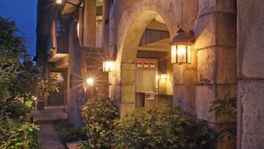 Perincian bahagian luar