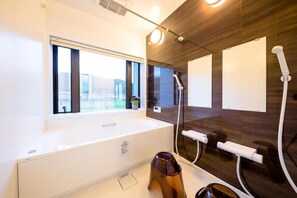 Hair dryer, soap, shampoo - Erable Mt.fuji Zen (Fujikawaguchiko)