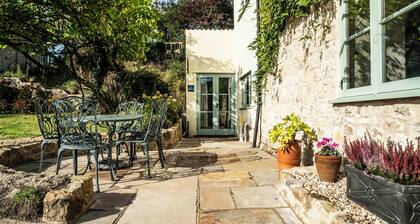 Valley View Farm Annexe. Jurassic Coast, River Cottage, Lyme Regis nearby