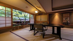 Dining - Yufuin Onsen Hinoharu Ryokan (Yufu)