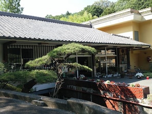 Property grounds - Shiratori Onsen Harukiya Ryokan (Iwaki)