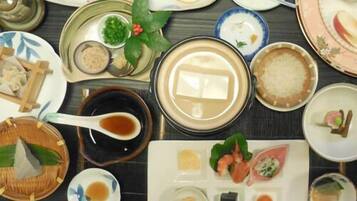 餐飲