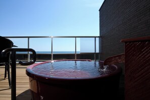 Outdoor spa tub - Toshimaya Villa Umi & Sora & (Kitaibaraki)