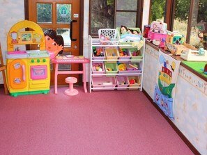Children’s area - Kids Pension Fruit Juice (Awaji)