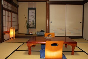 Dining - Tsurumisou (Arita)