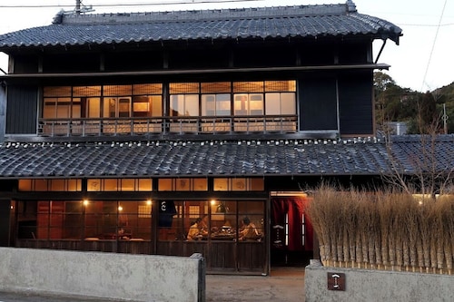 Premium Apart Monday Kyoto Gojo