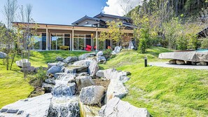 Property grounds - Itsukiri (Isumi)