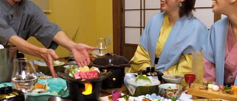 Ruokailu