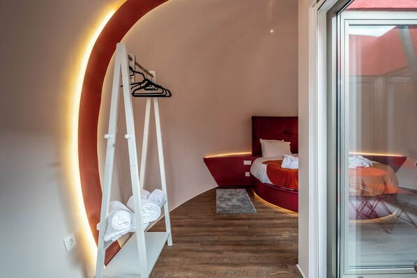 1 chambre, bureau, accĂšs au Wi-Fi (inclus), literie fournie