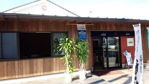 Exterior detail - Minshuku Takayoshi (Ibusuki)