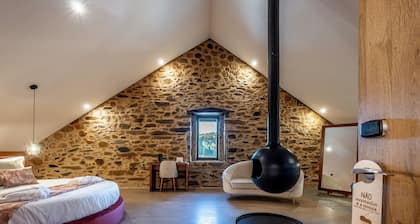 Cherry Suite - Deluxe Suite