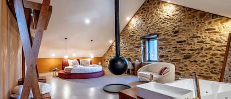 1 bedroom, desk, free WiFi, bed sheets