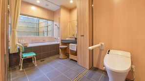 Bathroom - Fukujuso Onsen Ryokan (Shima)