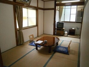 Dining - Marutaka Kanko Ryokan (Kitaibaraki)