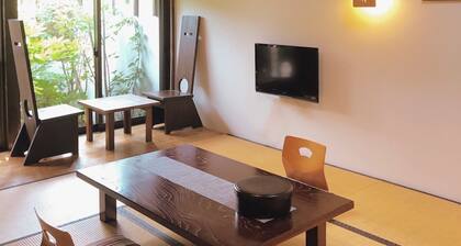 Shimoda Onsen Yunosato Crayon
