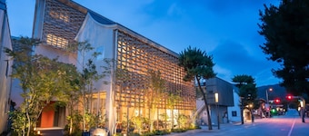 Japanese Auberge Kararako