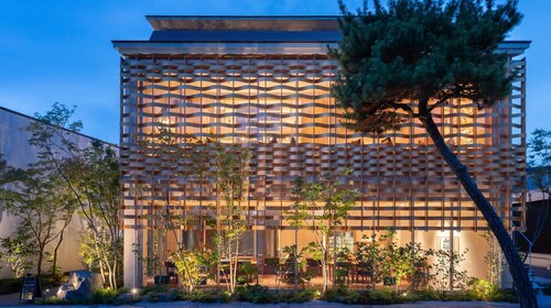 Japanese Auberge Kararako