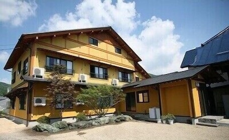 Exterior. Hanasaki Onsen Yoshiyaso
