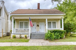 Exterior - Near Chattahoochee River & Shops - Central Duplex (Columbus)