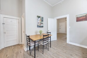 Dining - Near Chattahoochee River & Shops - Central Duplex (Columbus)