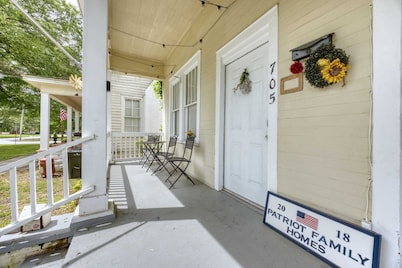 Near Chattahoochee River & Shops - Central Duplex
