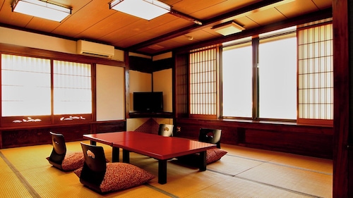 Kira Onsen Kotobukisou