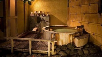 Tina de hidromasaje interior