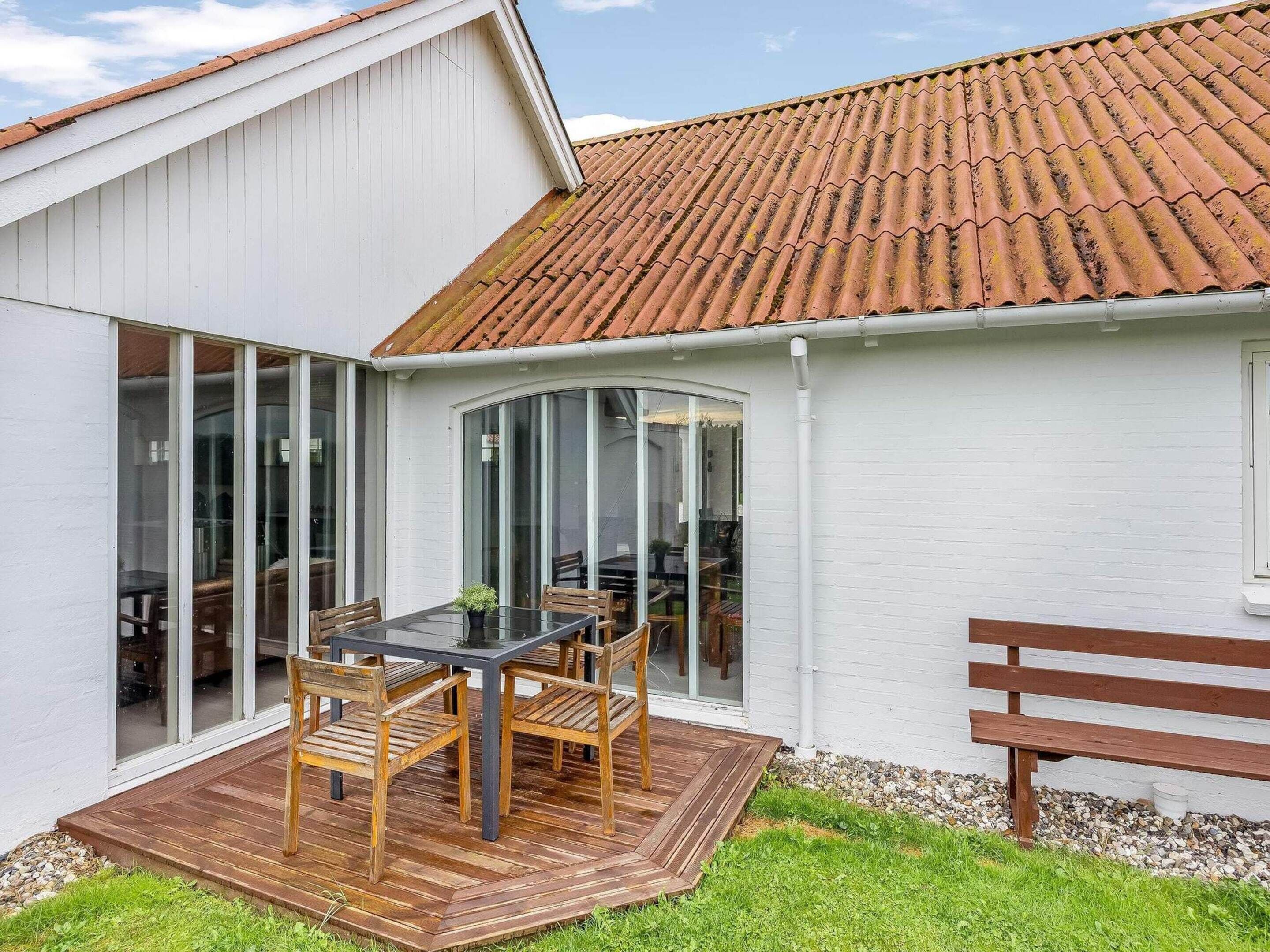 House | Outdoor dining