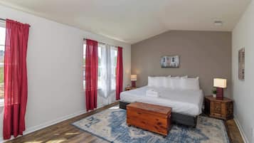 Iron/ironing board, travel cot, WiFi, bed sheets