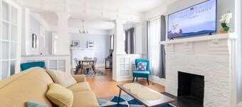 Heart of Downtown, Shops & Dining - Cozy Craftsman