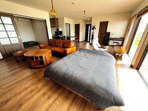 Room - Golden Mile Villa (Amami)