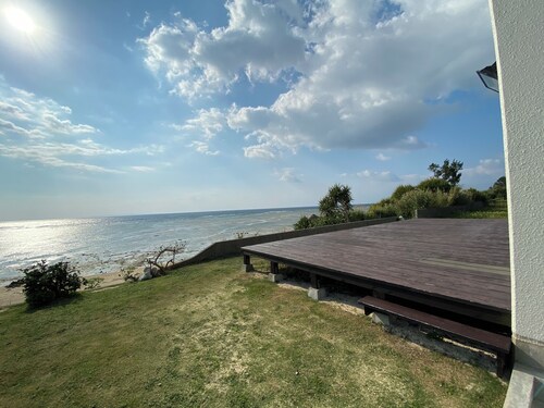 Golden Mile Villa