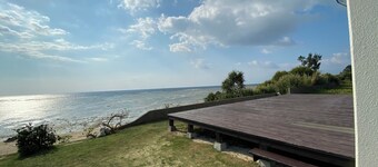 Golden Mile Villa