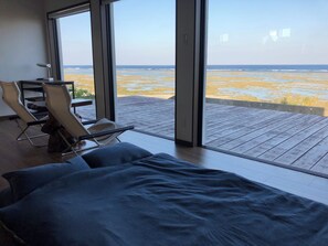 Room - Golden Mile Villa (Amami)