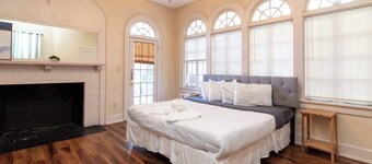 Near Downtown, Parks & Museum - Midtown Main House