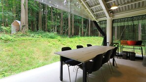 Tempat makan outdoor