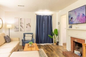 TV, offices - Centrally Located- The Delightful Doubles Unit E (Columbus)