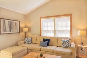 TV, offices - Interior Stonework, Great Spot- Delightful Doubles (Columbus)