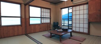 Usami Onsen Fugu Jizakana Ryori no Yado Otsuka