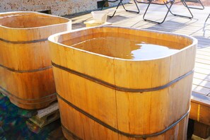 Bain à remous extérieur