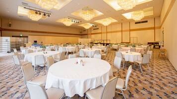 Banquet hall