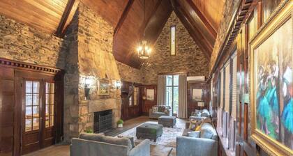The Dinglewood Castle: An Unparalleled Experience