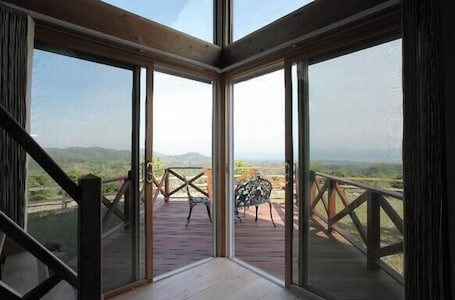 Interior. Mt.ichibata Cottage