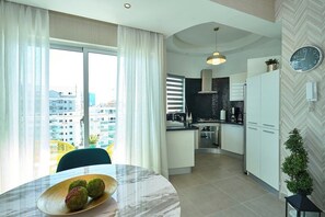 Dining - ®{ArtDeco~Exclusive} @DowntownSD +Gym+Piantini (Santo Domingo)