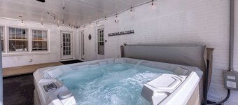 Columbus Oasis with Pool: Hot Tub and Family Fun!